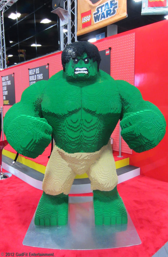 SDCC_2012_Hulk_Lego San Diego Comic Con - Hulk Lego - GudFit
